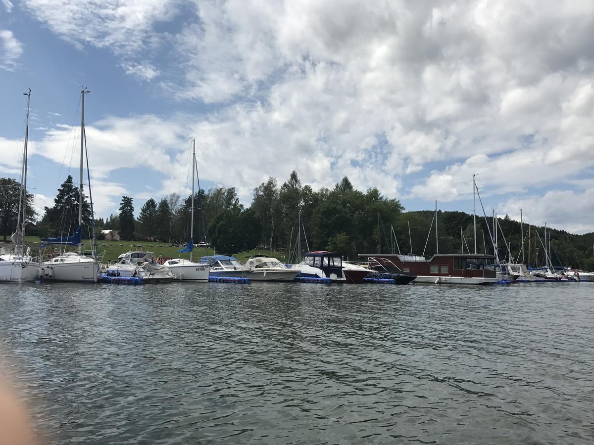 Dum A Dum Zivohost Hotel Kültér fotó